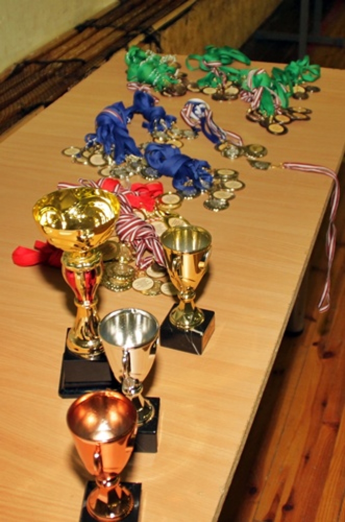 Vairāk nekā 100 cilvēku ar īpašām vajadzībām 23. martā piedalījās invalīdu sporta un rehabilitācijas biedrības (ISRB) «Bauska» rīkotajās sacensībās telpās. 

Sacīkstes Bauskas novada sporta bāzē palīdzēja organizēt sporta centrs «Mēmele»....
Autors: Uldis Varnevičs