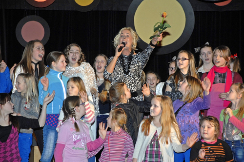 Noskaidroti konkursa «Bauskas balsis 2013» uzvarētāji. Svētdien, 3. martā, Bauskas kultūras centrā četri labākie solisti saņēma naudas balvas, kā arī publikas neviltotas ovācijas.
Konkursa finālā piedalījās deviņi izpildītāji, kas savā...
Autors: Ivars Bogdanovs