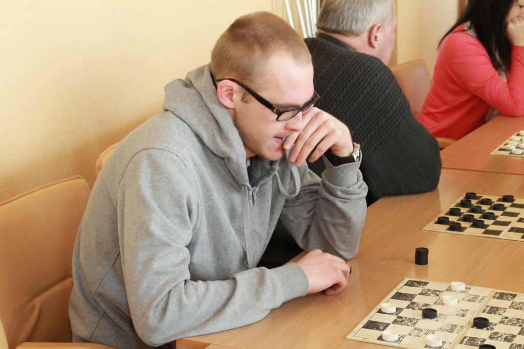 Mārtiņš Junkurēns uzvarēja Latvijas čempionāta dambretē pirmajā posmā. 
Autors: Uldis Varnevičs