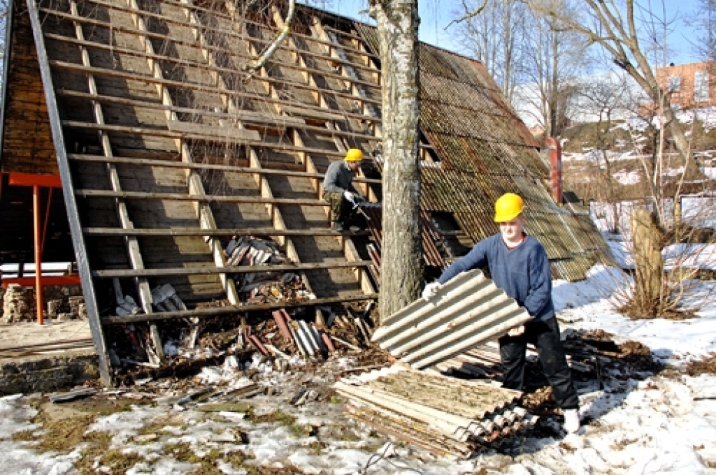 Reiz populārā atspirdzināšanās vieta savu laiku Bauskas pludmales atpūtniekiem nokalpojusi.
Autors: Ivars Bogdanovs