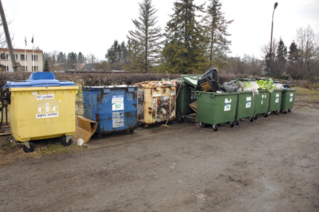 Atkritumu tvertnes Vecumnieku novadā nomainīs SIA «Ragn-Sells» konteineri. 