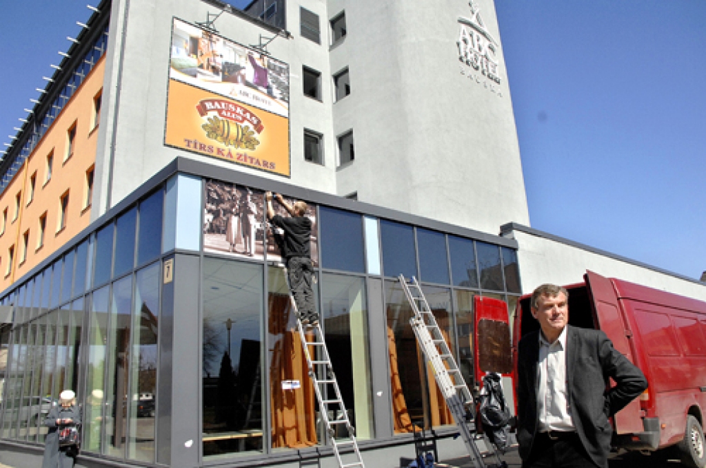 SIA «Hotel ABC Bauska» valdes loceklis Jānis Naglis cer, ka viesnīcā un restorānā apmeklētāju netrūks. 