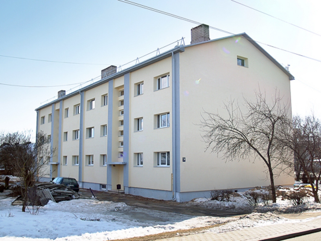 Baldones ielas 2.b namā renovācija tuvojas noslēgumam. Darbus nedaudz  aizkavējusi garā ziema. 