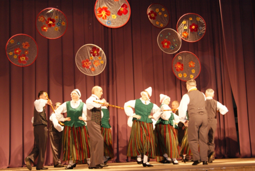 Skatē piedalīsies arī Iecavas kultūras nama senioru deju kolektīvs «Iecavnieks».
Autors: iecava.lv