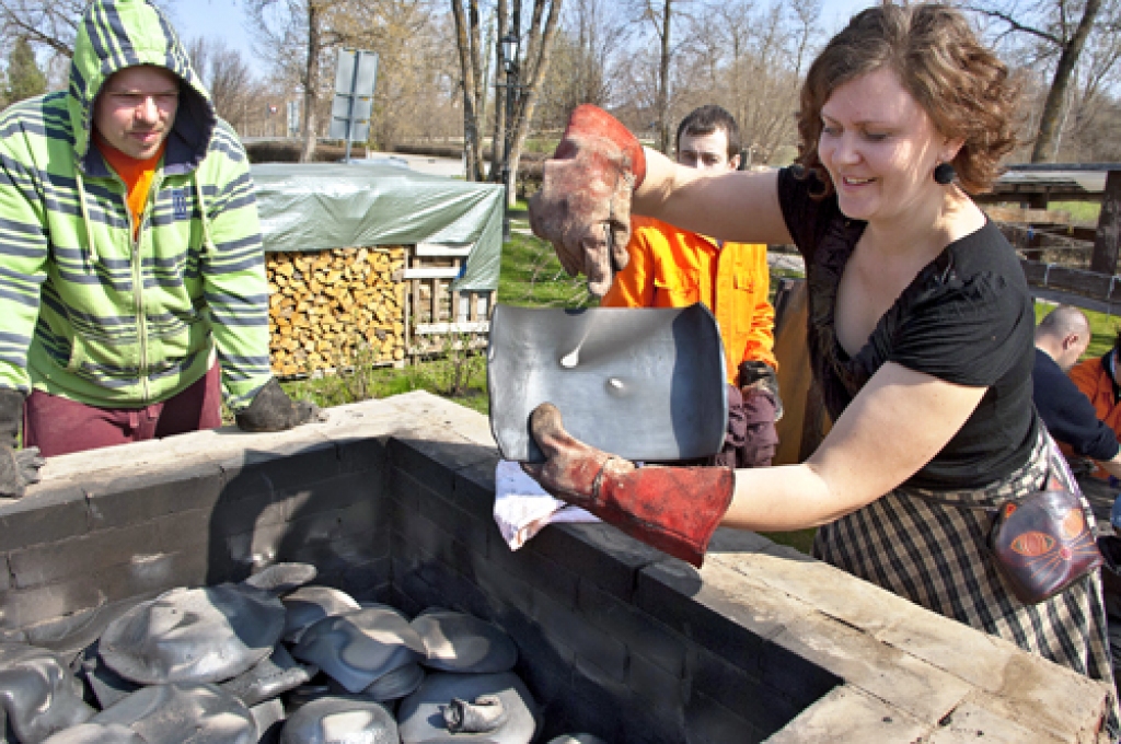 Laura Ikerte priecājas, cik labi šoreiz «Baltajā mājā» kūries ceplis – trauki sanākuši sudraboti.