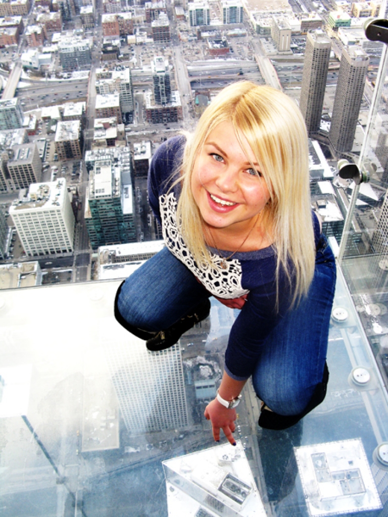 Krista debesskrāpja «Villis Tower» 103. stāvā.