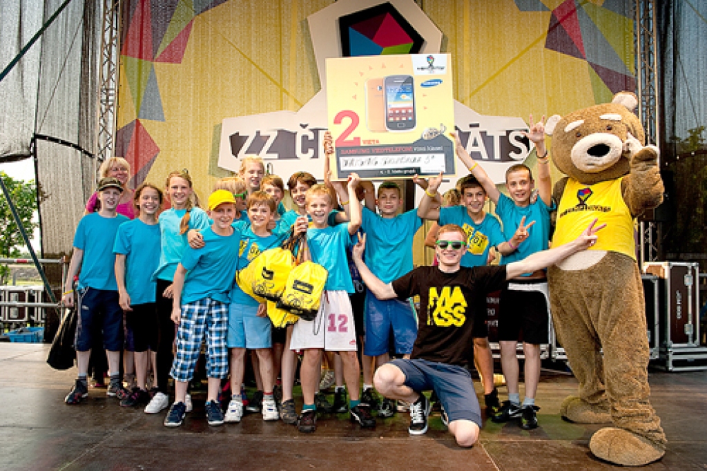 Bauskas sākumskolas 5.a klase «ZZ Čempionātā» ieguva otro vietu.