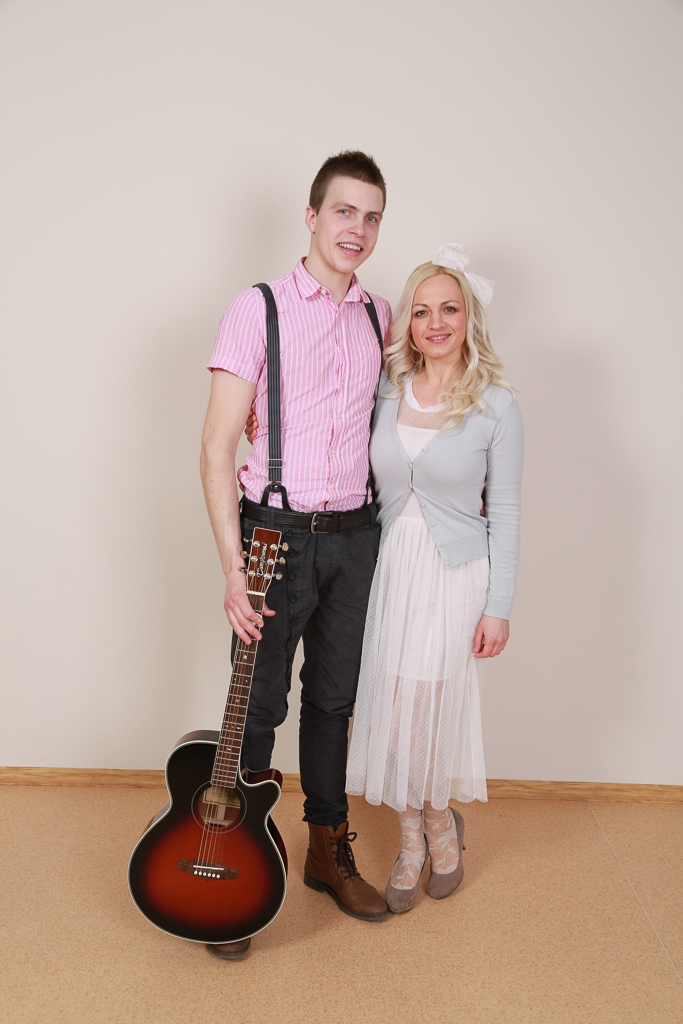 Vokālās studijas «Miljons» vadītāja Māra Filipoviča kopā ar mūziķi Mārtiņu Jātnieku.
Autors: Sergejs Skripa 