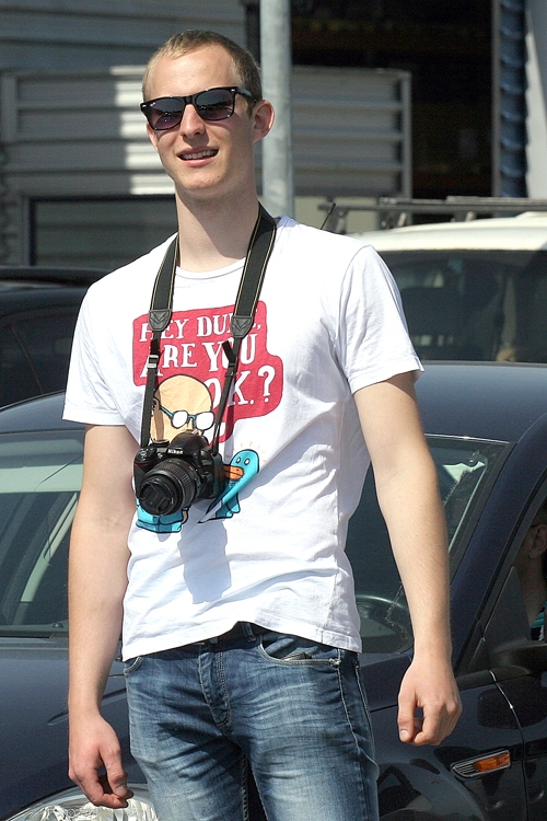 Mārtiņš Saukums atzīst, ka videomateriālu popularitāte lielā mērā saistīta ar atpazīstamību arī citās interneta vietnēs. 
Autors: no M. Saukuma albuma