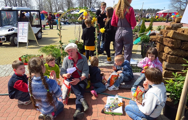 Seržānu ģimene Latvijas Stādu parādes svētkos Siguldā.
Autors: no «Bauskas Dzīves» arhīva