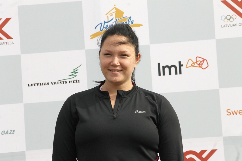Elīna Ratkus Baltijā izcīnīja otro vietu, bet Eiropas jaunatnes Olimpiskajā festivālā Nīderlandē bija astotā.
Autors: Foto no «Bauskas Dzīves» arhīva.