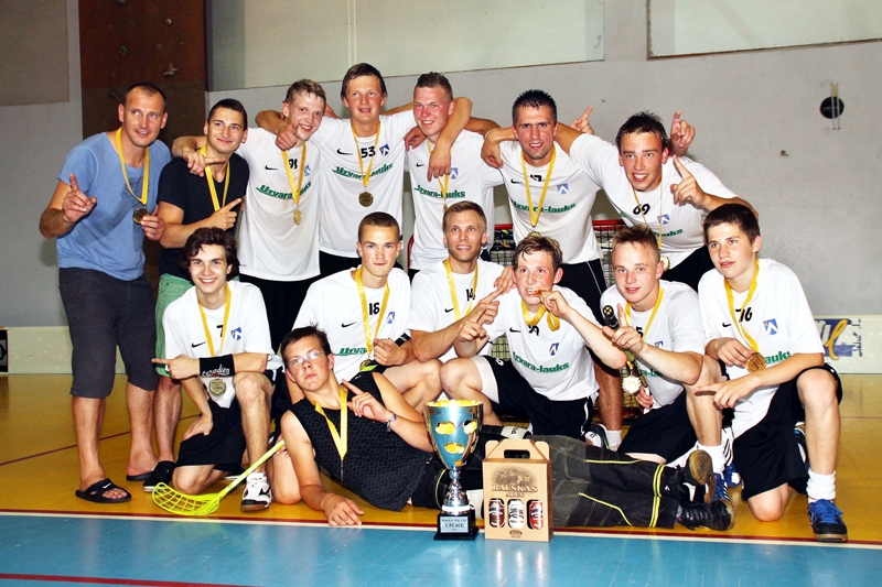 Mājnieku vienība FK «Bauska» izcīnīja «Bauskas alus kausu 2013». 
Autors: Uldis Varnevičs