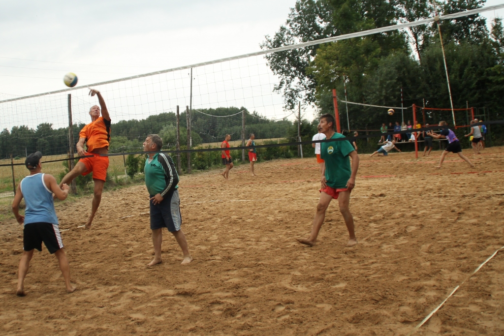 «Lielās balvas» 20 gadu jubilejas turnīrā spēles notika uz trim laukumiem.
Autors: Uldis Varnevičs