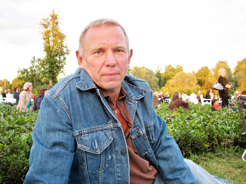 OJĀRS NARVILS.
Autors: Vilnis Auzāns