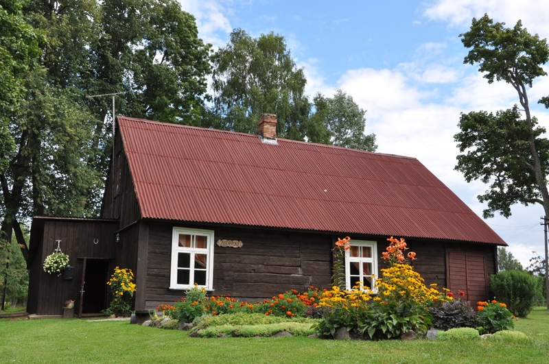Kurmenes pagasta «Ķērpjos», kur rosās Inese un Uldis Kuģi, valda īsta lauku sētas idille.
Autors: Foto – Žanna Zālīte