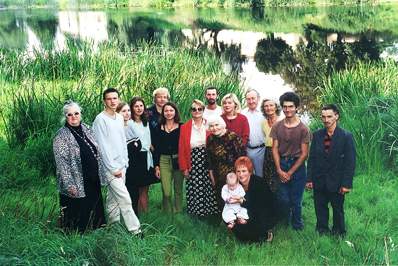 Bauskas novada literātu apvienība 2001. gada 10. septembrī.
Autors: Laimonis Šulcs