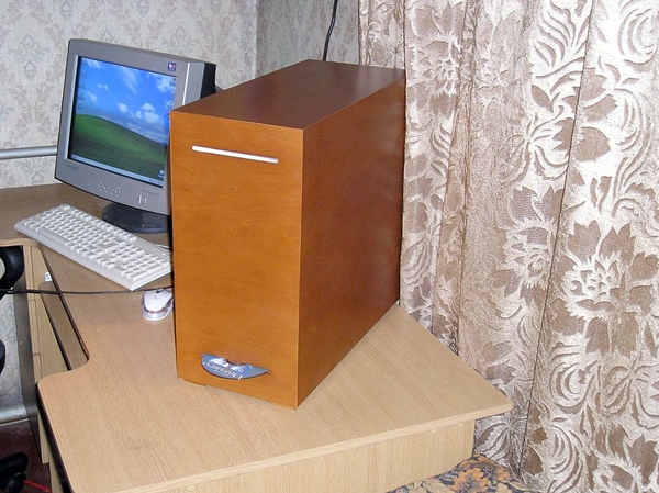 Dizaina datorkomplekts – koka korpuss...
Autors: Foto – Valters Grants