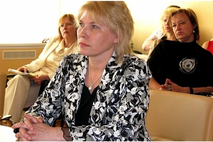 Bauskas novada domei nekavējoties jāatjauno darbā bijušās Izglītības pārvaldes vadītāja Aija Spriņķe. Tā lēmusi Bauskas rajona Tiesa. 
Autors: No arhīva.