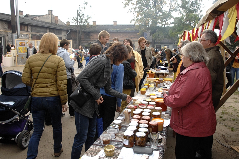 Amatnieku tirdziņš.
Autors: Ivars Bogdanovs