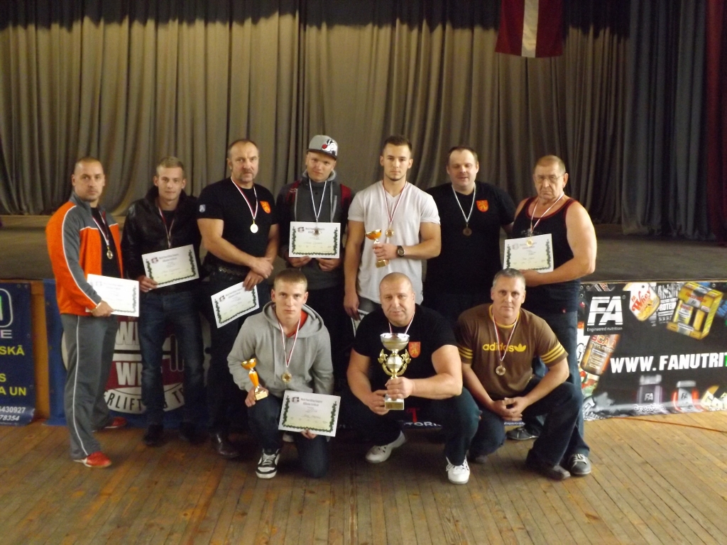 «Bauskas atlēts» Dobelē kopvērtējumā izcīnīja otro vietu.
Autors: no V. Ponomarjova albuma