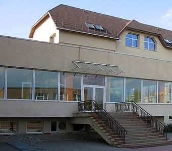 Bauskas Valsts ģimnāzija uzņems skolotājus no sadarbības skolas Hedemorā Zviedrijā.
Autors: no «Bauskas Dzīves» arhīva.