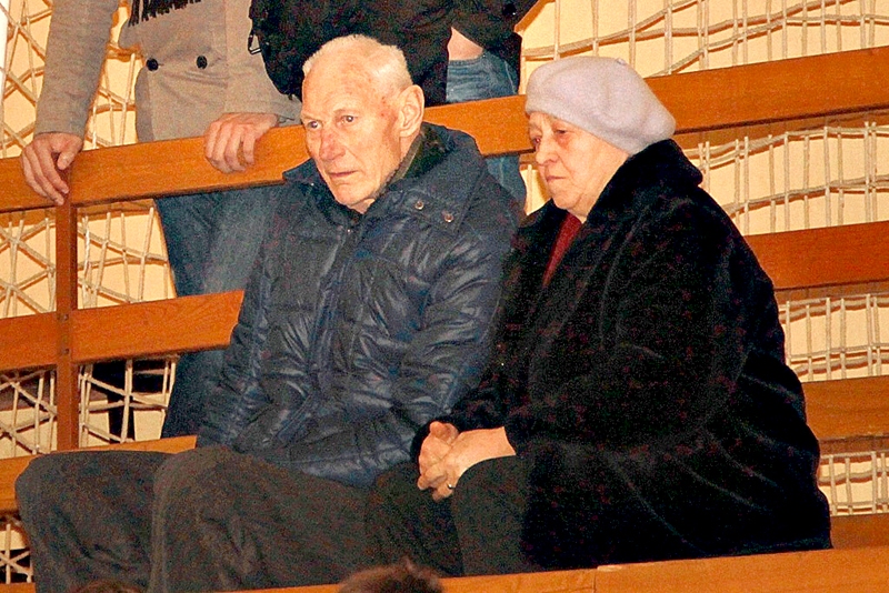 Visvaldis Eglītis ar dzīvesbiedri Judīti Tenteri sporta namā «Dartija».
Autors: Foto no «Bauskas Dzīves» arhīva.