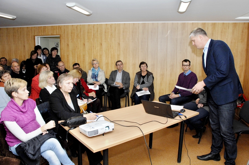 SIA «Energy Investment» pārstāvju teiktais sabiedriskās apspriešanas sapulcē Vecumnieku iedzīvotājus nepārliecināja. 
Autors: Ivars Bogdanovs