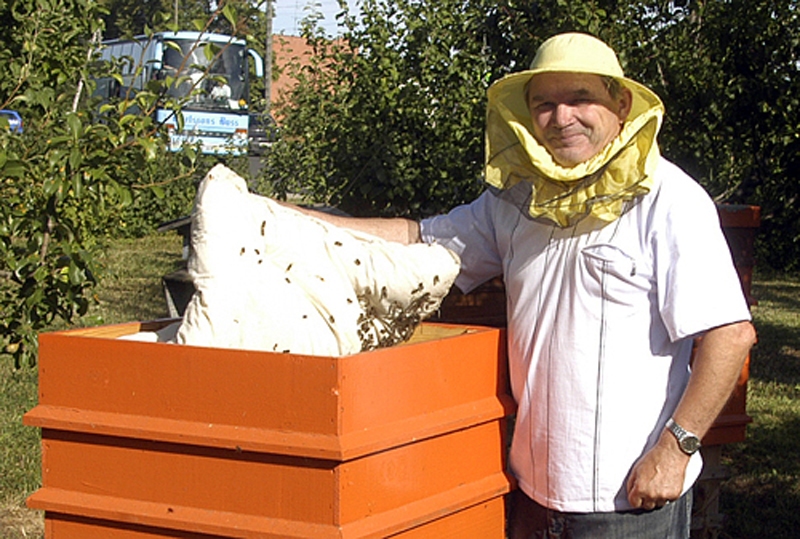 Oskars Spalis bišu dravā.
Autors: Foto no «Bauskas Dzīves» arhīva.