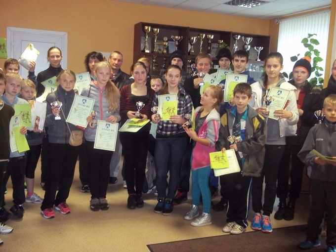 Skrējiena «Uzvaras apļi» dalībnieki. 
Autors: Uldis Varnevičs