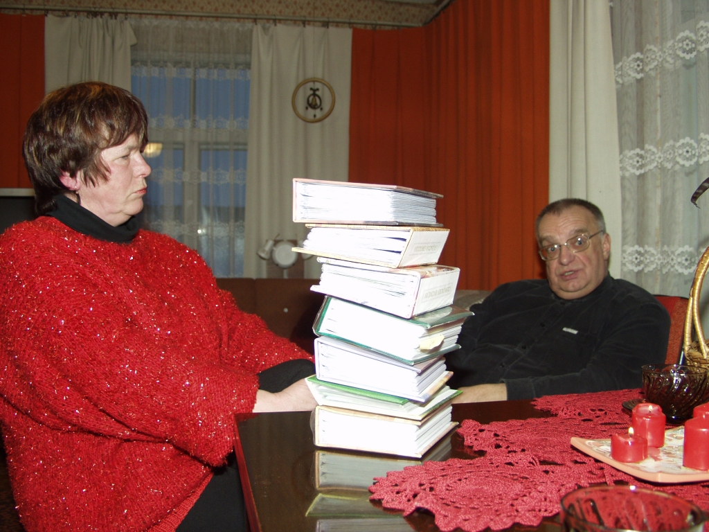 Viens no rīkotājiem ir bijušais LTF Bauskas nodaļas valdes priekšsēdētājs Ilgars Krauze, ar viņu intervija lasāma «Bauskas Dzīvē» 30. oktobrī. Konferences organizēšanā un Tautas frontes ideju iedzīvināšanā daudz darījusi un dara I. Krauzes dzīvesbiedre Brigita Krauze. 
Autors: No «Bausks Dzīves» arhīva.