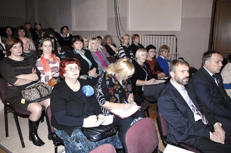 Bibliotekāri Bauskā bija sabraukuši no visas Zemgales, lai rezumētu paveikto un uzzinātu jaunumus. 
Autors: Ivars Bogdanovs