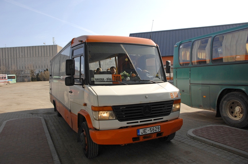 Pasažieru pārvadātājs SIA «Sabiedriskais autobuss» sagādājis kārtējo nepatīkamo pārsteigumu baušķeniekiem. Piektdienas, 15. novembra, rītā izpalika divi autobusu reisi uz Rīgu. 
Autors: Ivars Bogdanovs