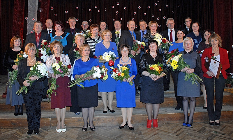 Pateicības, uzslavas un ziedus šogad saņēma 27 Rundāles novada aktīvisti.
Autors: Ivars Bogdanovs