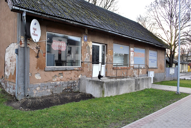Rīgas ielā 16 iepriekš bijusi datorzāle, videonoma, elektronisko ierīču remontdarbnīca, alus veikaliņš.
Autors: Foto – Madara Ērgle