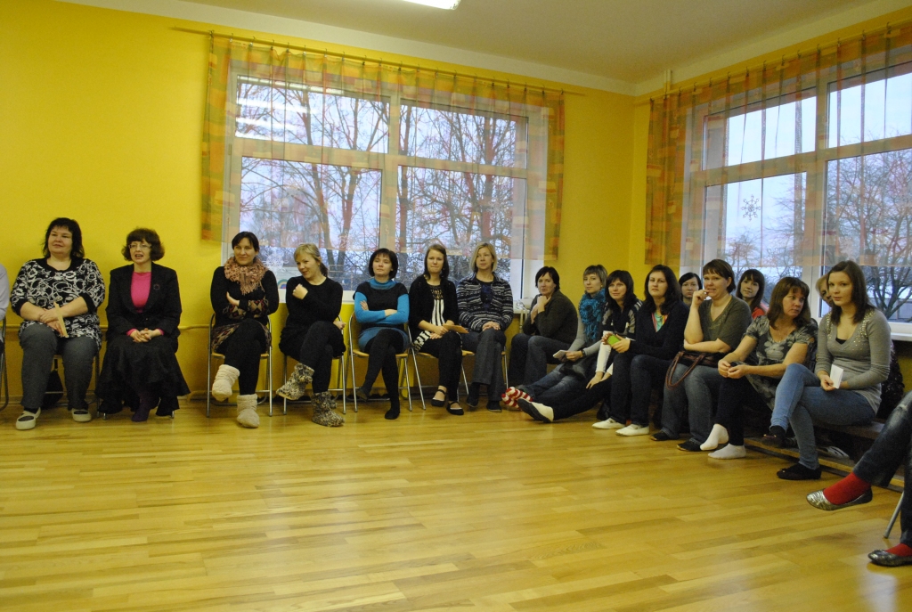 Biodejas nodarbība pulcēja vairāk nekā 30 Iecavas, Bauskas, Vecumnieku un Rundāles pirmsskolas skolotājas.
Autors: Madara Ērgle