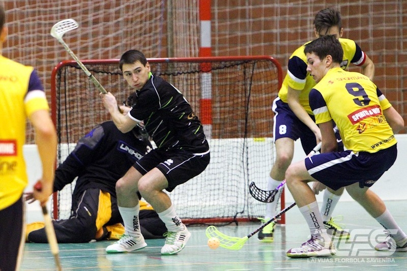 Autors: http://floorball.lv