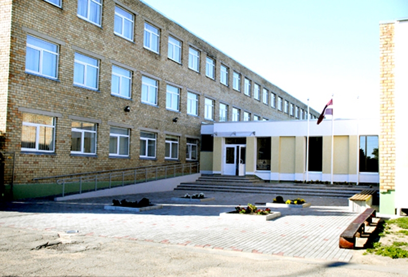 Pilsrundāles vidusskola.
Autors: Foto no «Bauskas Dzīves» arhīva.