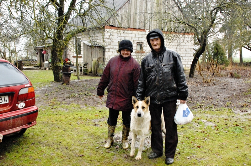 «Robežnieku Zemdegās» jautrību Ligitas un Aļģirta Beķeru ģimenes ikdienā ienes nepilnu gadu vecais rakaris Reksis.
Autors: Foto – Ivars Bogdanovs