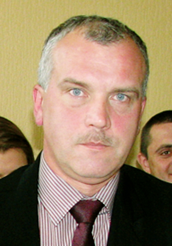 Jānis Kalinka, pašvaldības izpilddirektors, ATD pārstāvjiem paudīs baušķenieku viedokli par SIA «Sabiedriskais autobuss» sniegto pakalpojumu kvalitāti.
Autors: Foto – Vilnis Auzāns