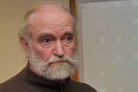 Ar Īslīces vidusskolas skolēniem tikās Zigurds Vidiņš.
Autors: ventspils.lv