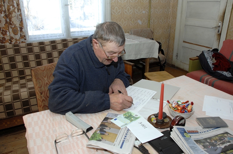 Jons Afanasjevs no Īslīces saņem balvu – 100 eiro.
Autors: Ivars Bogdanovs