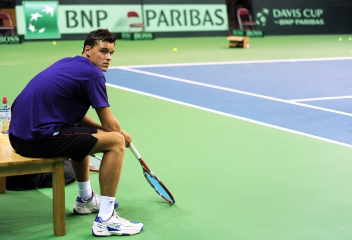 Mārtiņš Podžus piektdien piedzīvoja zaudējumu Latvijas tenisa izlases duelī izbraukumā pret Slovākiju, kas ir latviešu pirmā šīgada Deivisa kausa Eiropas-Āfrikas zonas pirmās grupas cīņa.

Autors: kasjauns.lv