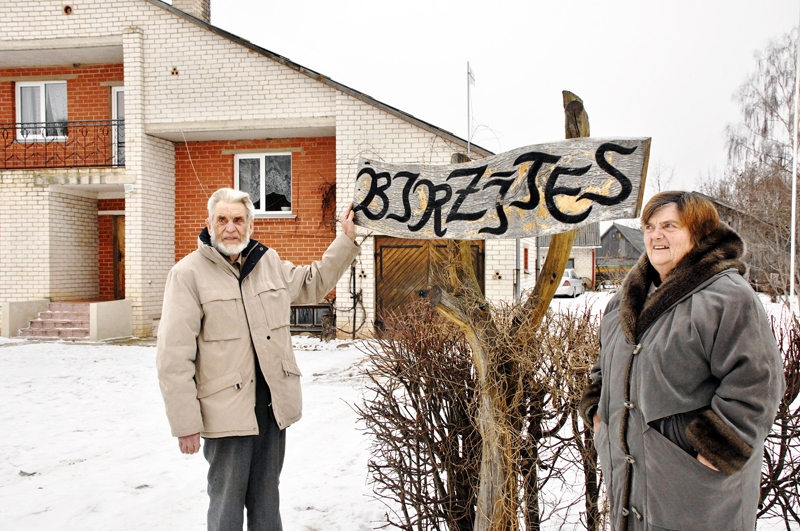 Jānis un Ināra Birznieki uztur mājās siltumu un rūpējas, lai visa kuplā ģimene tajā būtu priecīga atgriezties. 
Autors: Foto – Ivars Bogdanovs