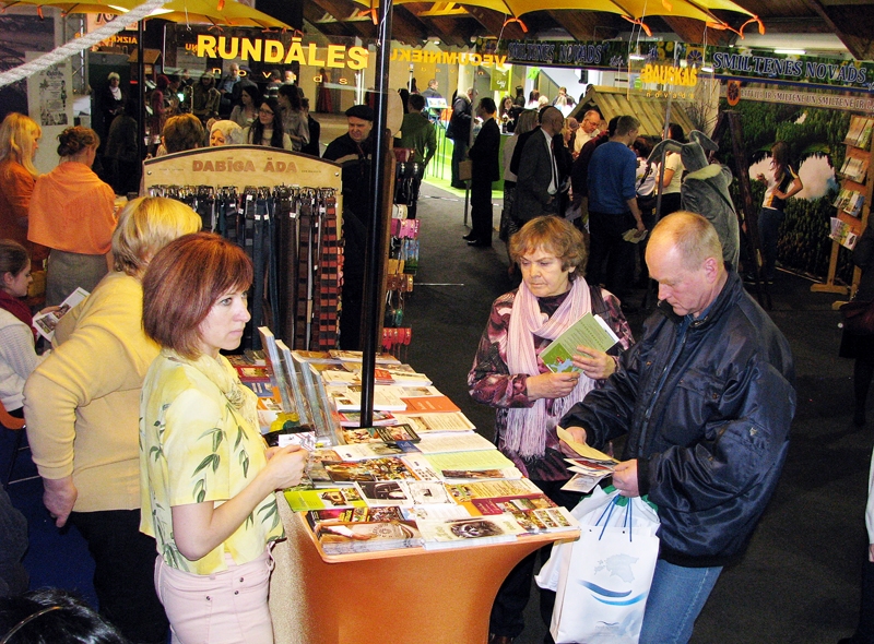 Izstādes «Balttour 2014» apmeklētājus ieinteresēja Bauskas, Iecavas, Rundāles un Vecumnieku novada informatīvie materiāli.
Autors: Vilnis Auzāns