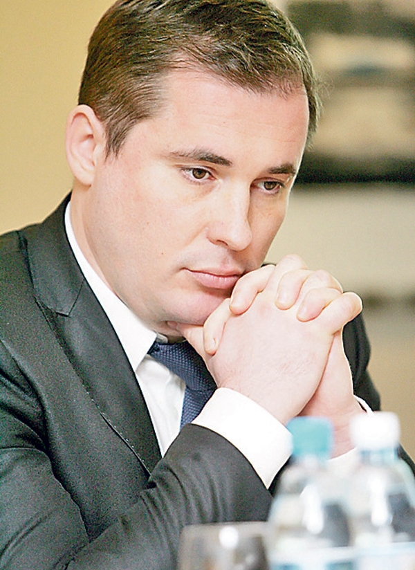 Didzis Šmits, Latvijas Zivrūpnieku savienības vadītājs, neatbalsta ieteikumu – panākt Latvijas kūpinājumiem valstī īpašu statusu. Tas liegtu ražojumus eksportēt.
Autors: Ieva Čīka, LETA