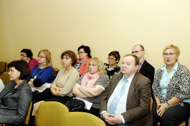 Bauskas novada domē ar deputātiem tikās ģimenes ārsti un citi veselības jomas speciālisti.
Autors: Foto – Ivars Bogdanovs