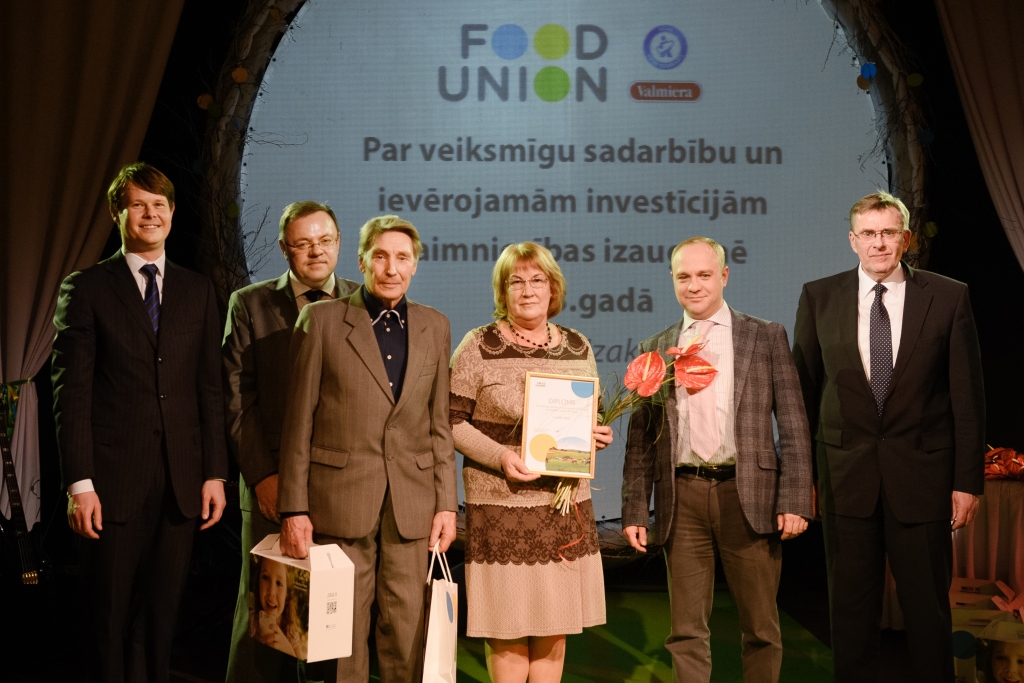 Par veiksmīgu sadarbību un ievērojamām investīcijām saimniecības izaugsmē 2013.gadā tika apbalvota  Guntas Izakas zemnieku saimniecība Bauskas novadā.
Autors: Publicitātes foto.