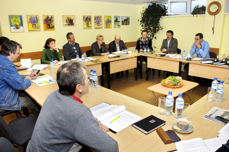 Vecumnieku novada domes sēdes (attēlā), tāpat kā citas visā Latvijā, no 1. jūlija tiks ierakstītas audioformātā un pārraidītas pašvaldības interneta vietnē.
Autors: Foto – Ivars Bogdanovs