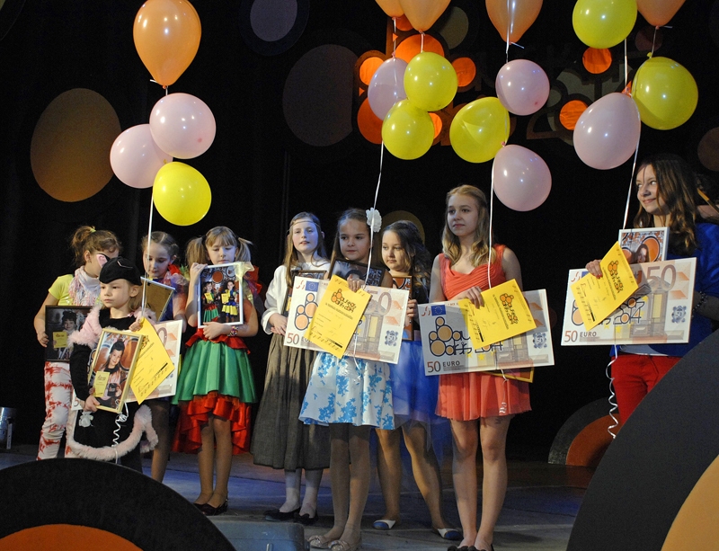 Konkurss «Bauskas balsis 2014» noslēdzies. Katra no četrām tā uzvarētājām saņēma 50 eiro naudas balvu. 
Autors: Ivars Bogdanovs