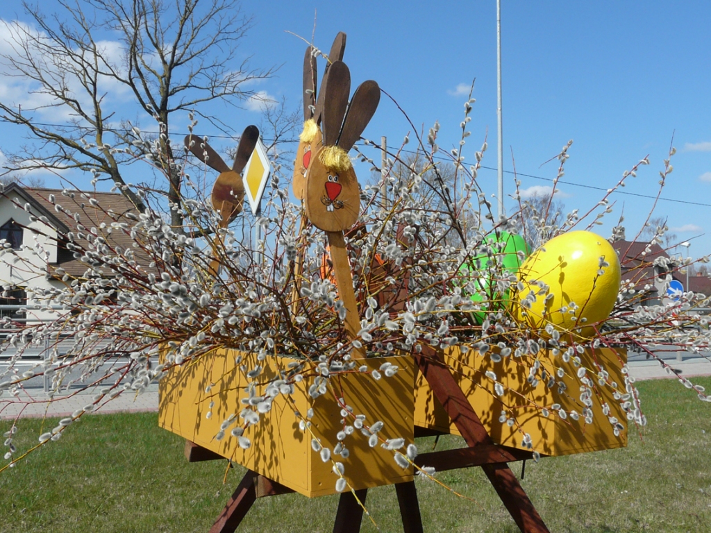 Ciematu šogad Lieldienām rotā pašu veidoti dekori.
Autors: no S. Avotas albuma